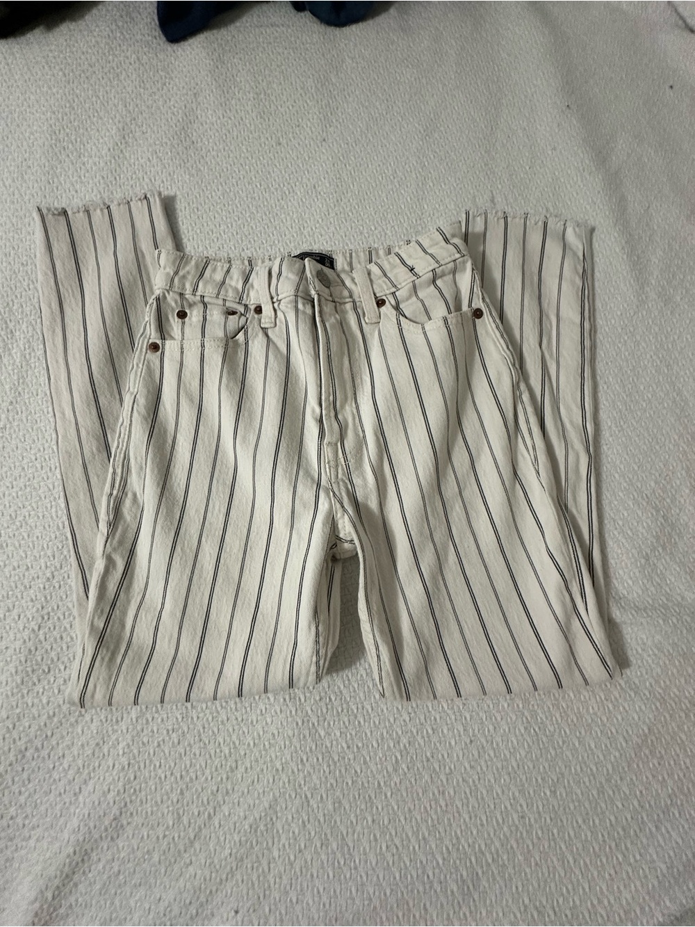 Abercrombie & Fitch White Cropped Pants with Black Pinstripes